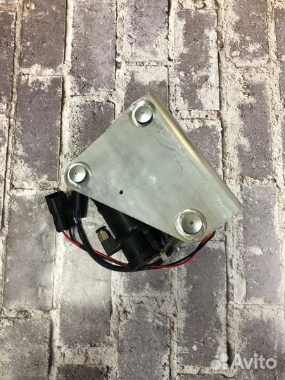 Компрессор Ровер Спорт Л320 AMK LR038148