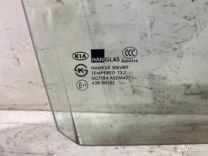Стекло двери заднее правое Kia Spectra седан S6D
