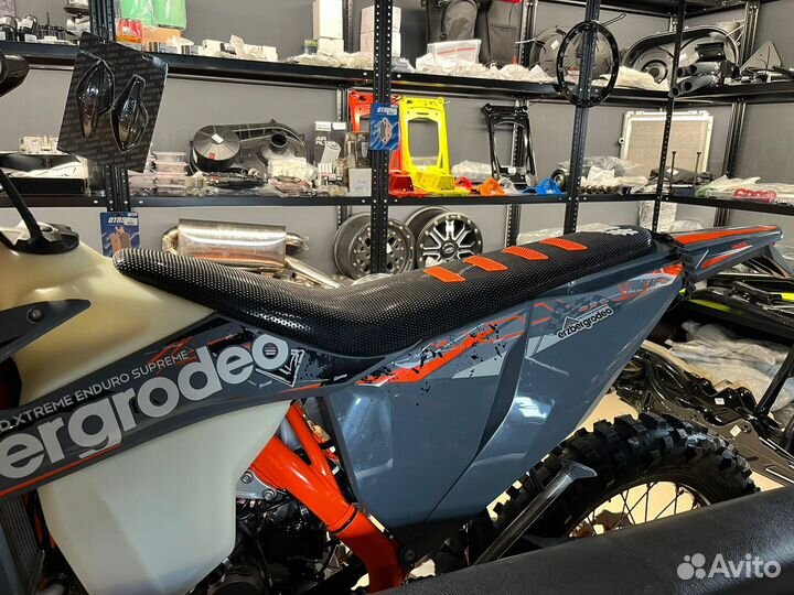 Сидение заниженное от KTM