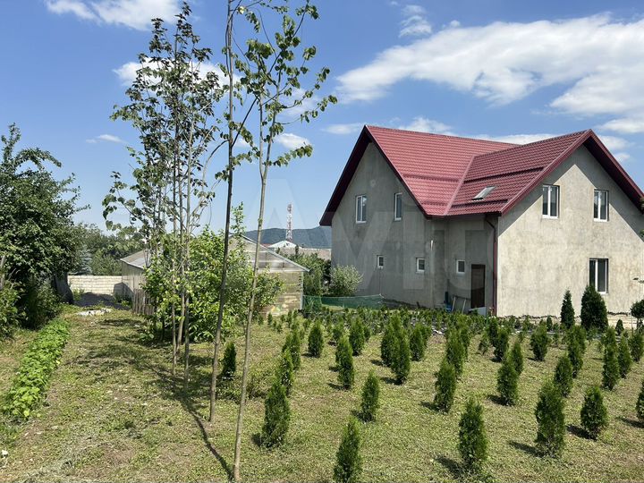 Дом 450 м² на участке 38 сот.