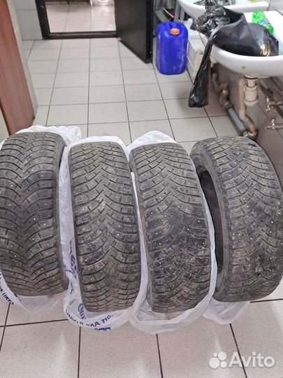 Michelin XTE2 215/60 R16