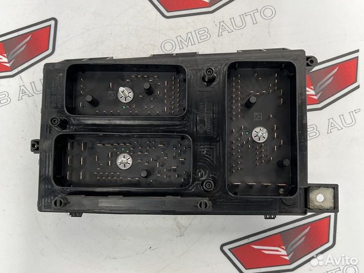 Блок предохранителей Опель Астра Н