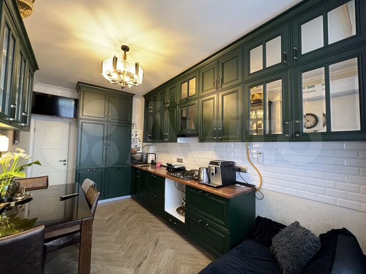 3-к. квартира, 83,7 м², 1/10 эт.