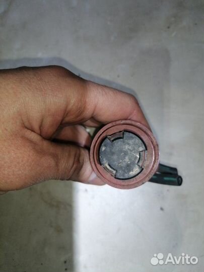 Вакуумный клапан Mitsubishi Lancer Cedia CS2A 4G15