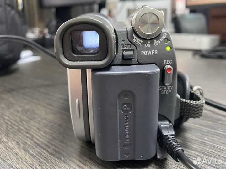 Видеокамера Sony DCR-HC23E