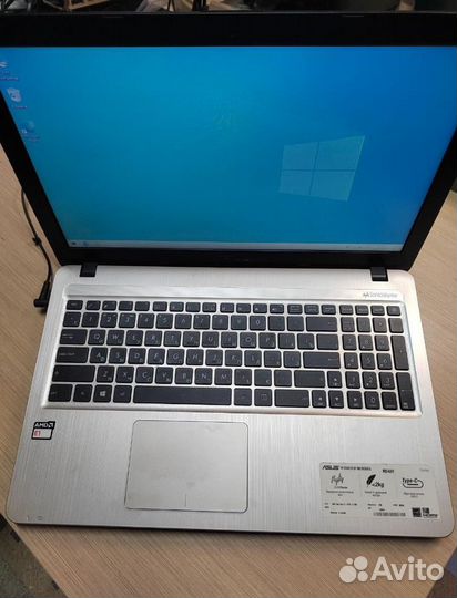 Ноутбук Asus R540Y