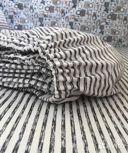 Простынь на резинке