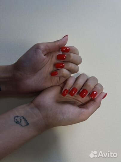 Мастер по маникюру и педикюру