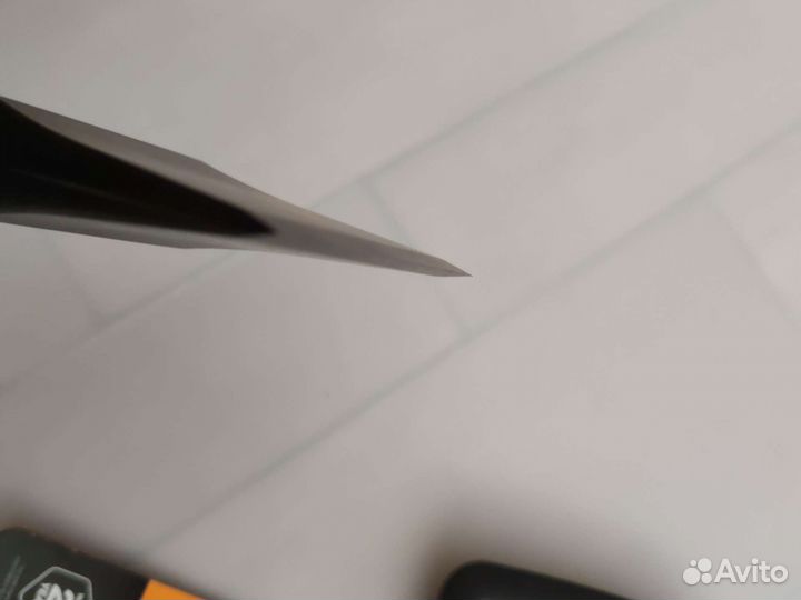 Топор fiskars x10