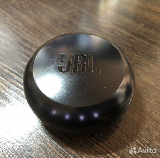 Блютуз наушники JBL Free отличное состояние