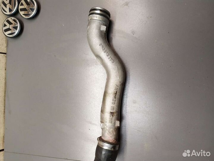 Трубка охлаждения двигателя Porsche Cayenne 4.5