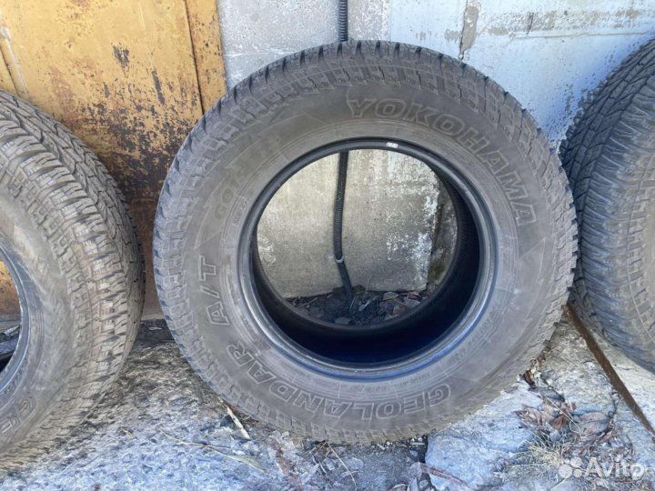 Yokohama Geolandar A/T G015 285/65 R17 97