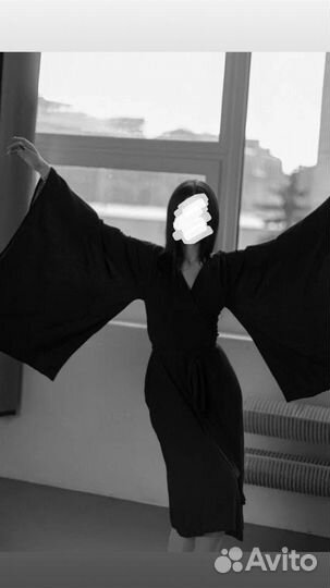 Платье кимоно женское черное Bat Norton