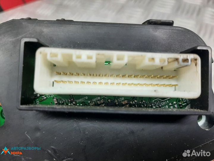 Щиток приборов (приборная панель) Nissan Altima