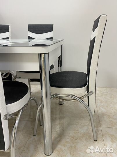 Обеденная группа стол и стулья