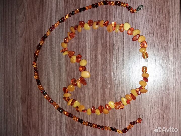 Янтарные бусы