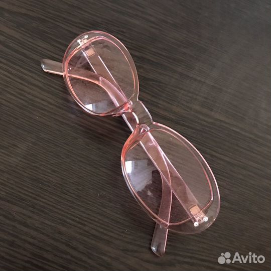 Розовые очки