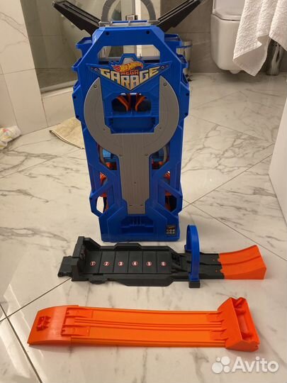 Хот вилс гараж Hot wheels