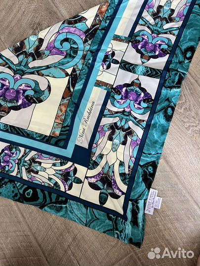 Дизайнерский платок