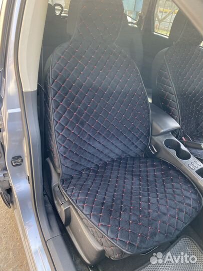 Накидки на сидения велюр черные с красной строчкой