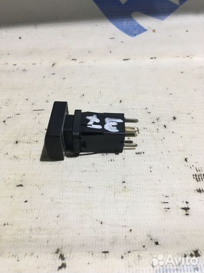 Кнопка туманки LADA kalina 2 1.6 ат универсал