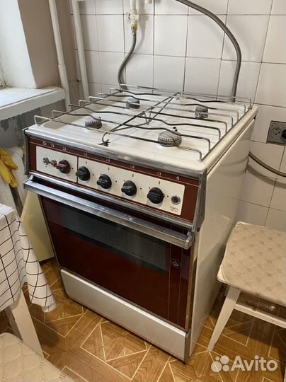 Печь газовая 4-х конфорочная