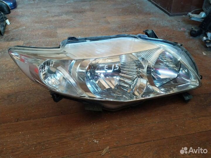 Фара правая Toyota Corolla E15
