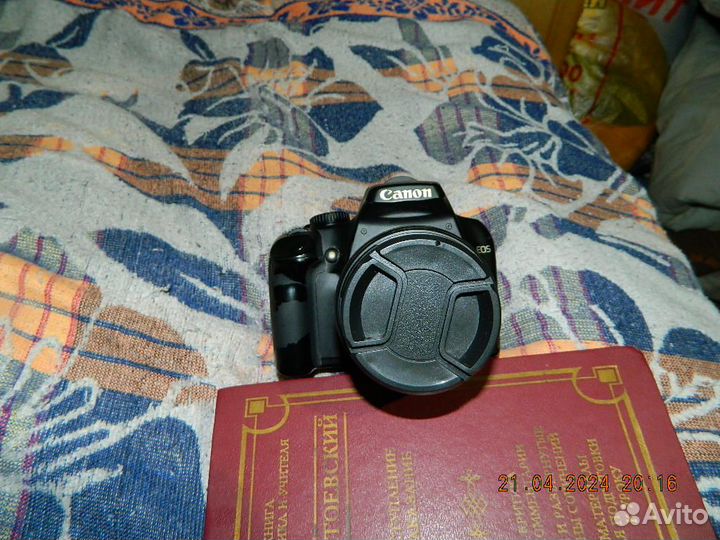 Canon EOS 1000D