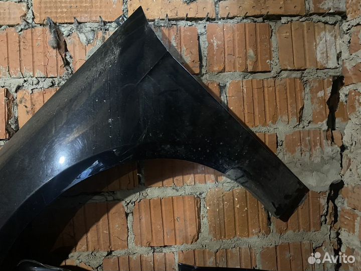 Переднее левое крыло Ford Focus 3