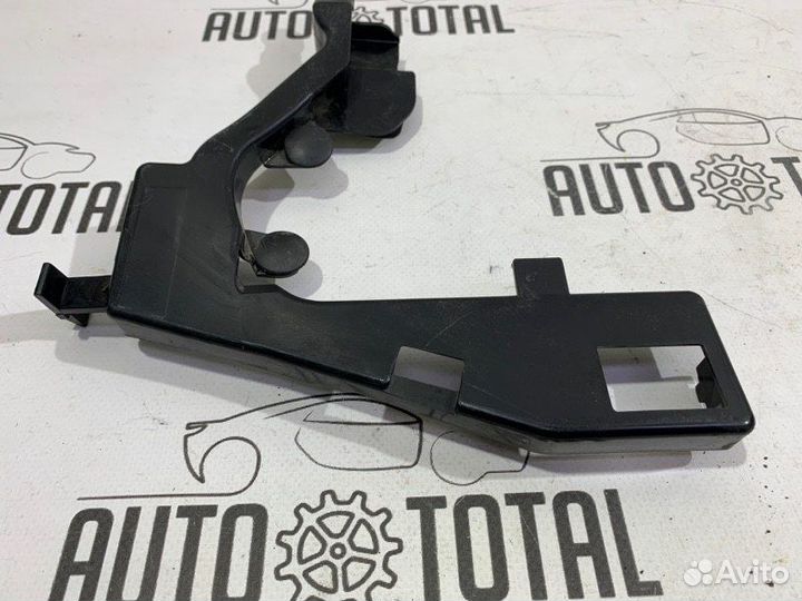 Кронштейн Bmw 745 E65 N62B44 2004