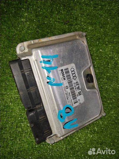 Блок управления двс Audi A8