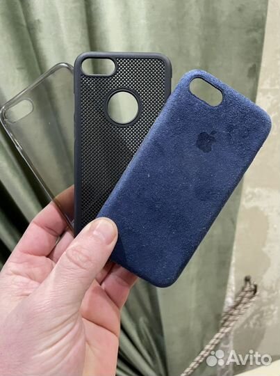 Чехлы на iPhone 7, 11