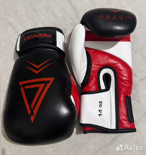 Боксерские перчатки Abasin 14 oz