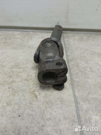 Рулевой карданчик Volvo V40 1