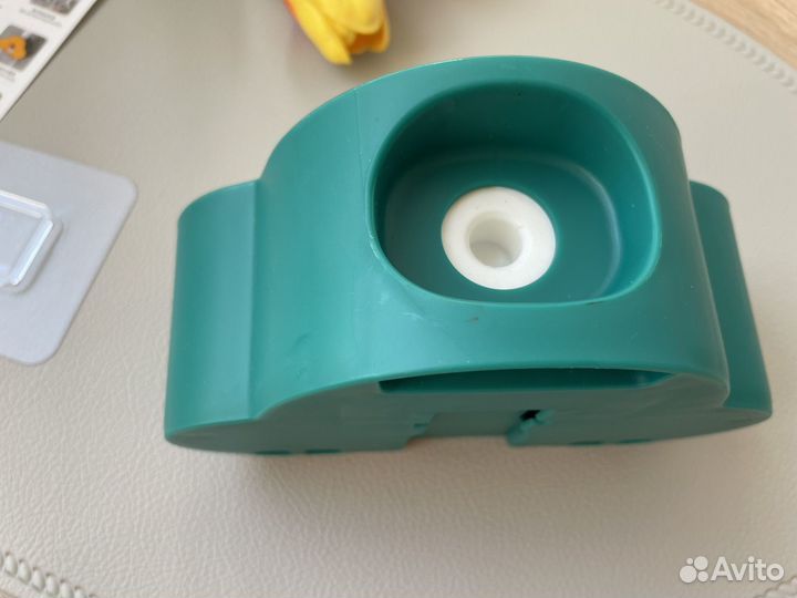 Дозатор для зубной пасты новый