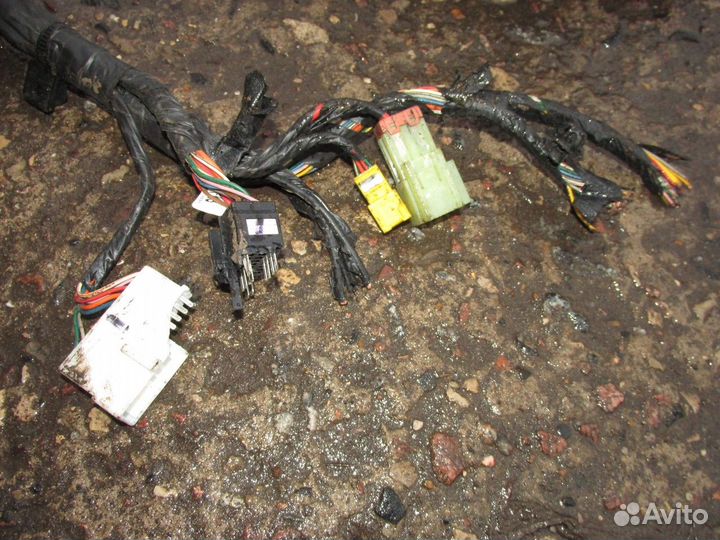 Электропроводка подкапотная с монтажным блоком 5.0