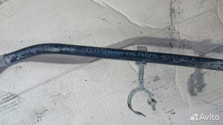 Вакуумная магистраль с обратным клапаном Audi A8