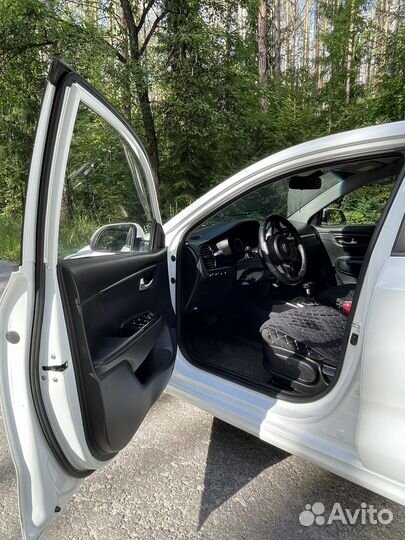 Kia Rio 1.6 AT, 2019, 123 000 км