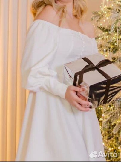 Вечернее платье