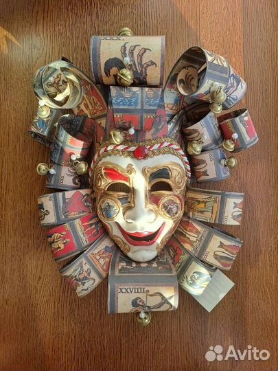 Венецианская маска новая