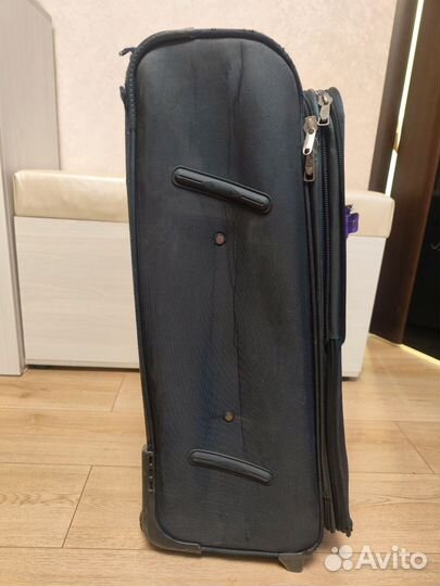 Сумка дорожная на колесах с выдвижной ручкой