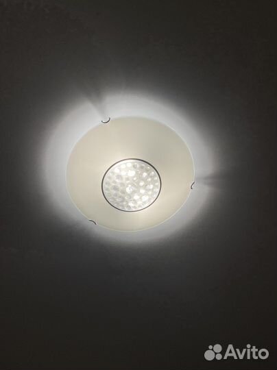 Светильник потолочный