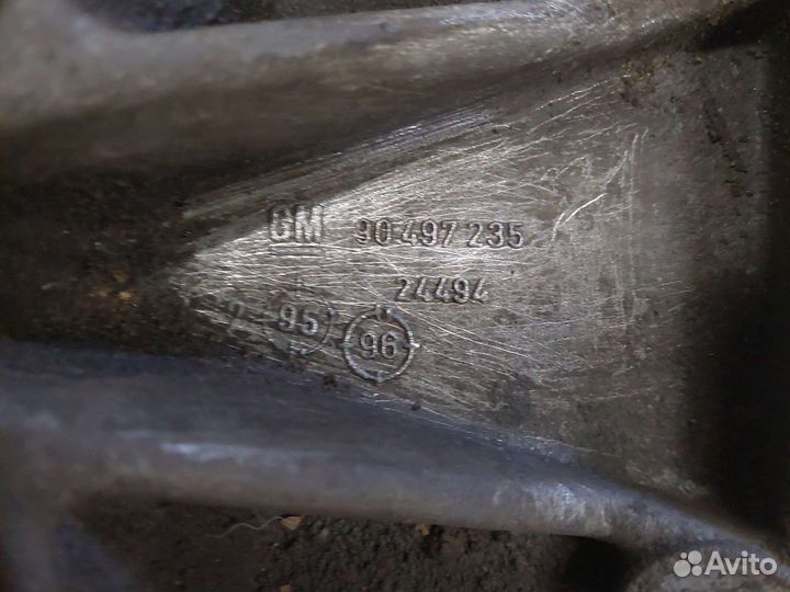 Кронштейн крепления двс Opel Vectra B