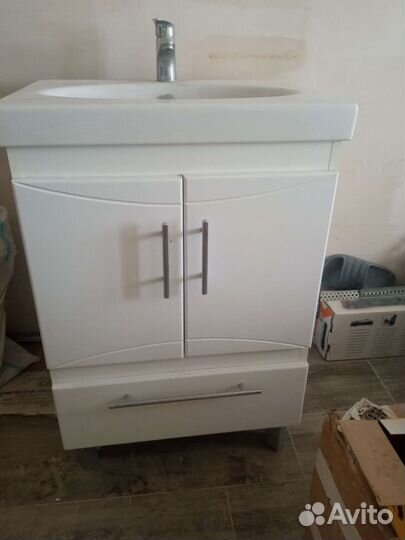 Тумба с раковиной для ванной 60 см