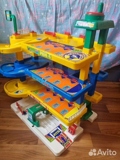 Трек-парковка детская