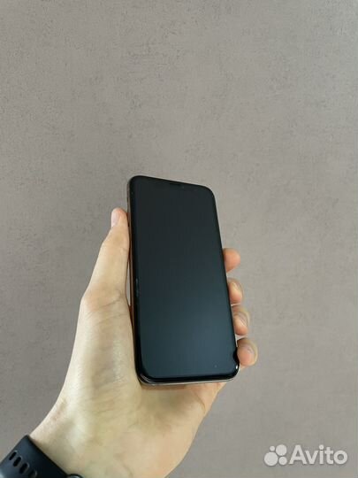 iPhone Xs, 64 ГБ
