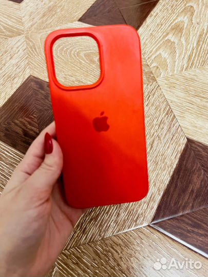 Чехол на iPhone 13 pro