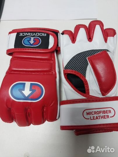 Перчатки боевые