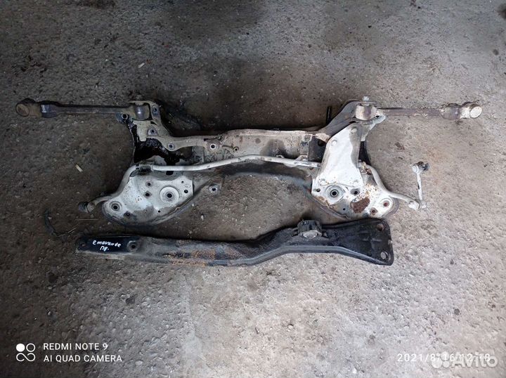 Подрамник передний митсубиси Галант 7