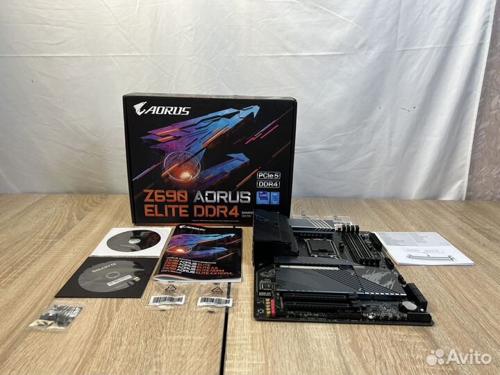 Gigabyte Z690 aorus elite DDR4